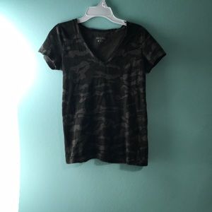 Merona camp v neck t shirt